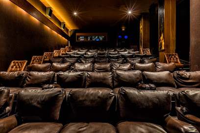 Club 13 Projection, Cinéma à Paris 08
